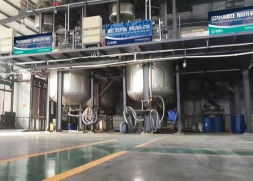 Kağıt üretimi için uzun ömürlü mum emülsiyon 1000KG IBC tankı