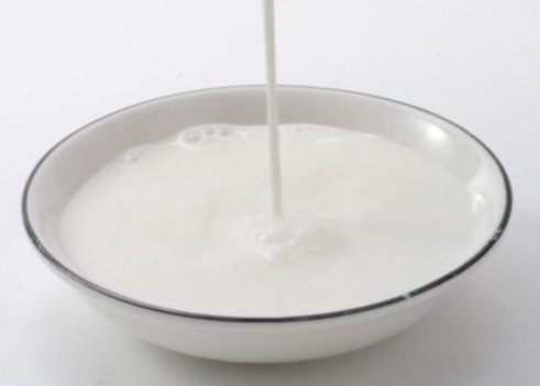 B2B Alıcılar için 1000IBC Tankında Stabil Katyonik Beyaz Emülsiyon