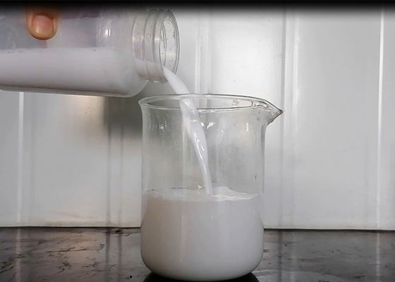 Parafin Mum Emülsiyonu Doğal Mum Anyonik Polimer Sentetik Mum Emülsiyonu %31