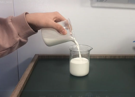 İyi bir fiyat. Beyaz Emülsiyon% 35 Katı Katyonik Dispersiyonlu Reçine Boyutu JH1518 çevrimiçi