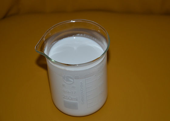 İyi bir fiyat. Beyaz Emülsiyon Negatif Yüklü Pulpa Dolgu Parçacıkları Tutma Yardımcıları %37 çevrimiçi